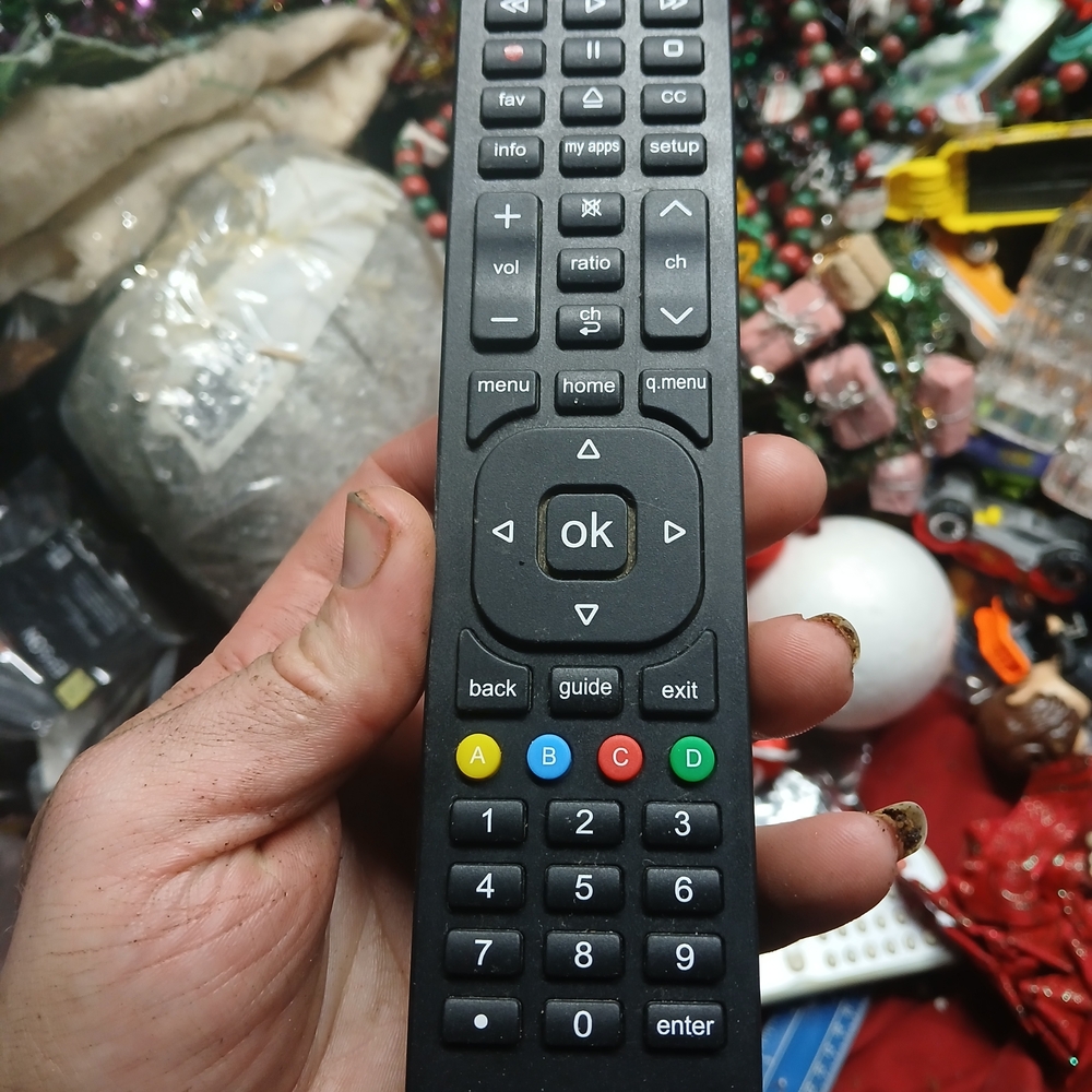 GE 4-Device Universal LG Replacement Remote Control (model 57818).